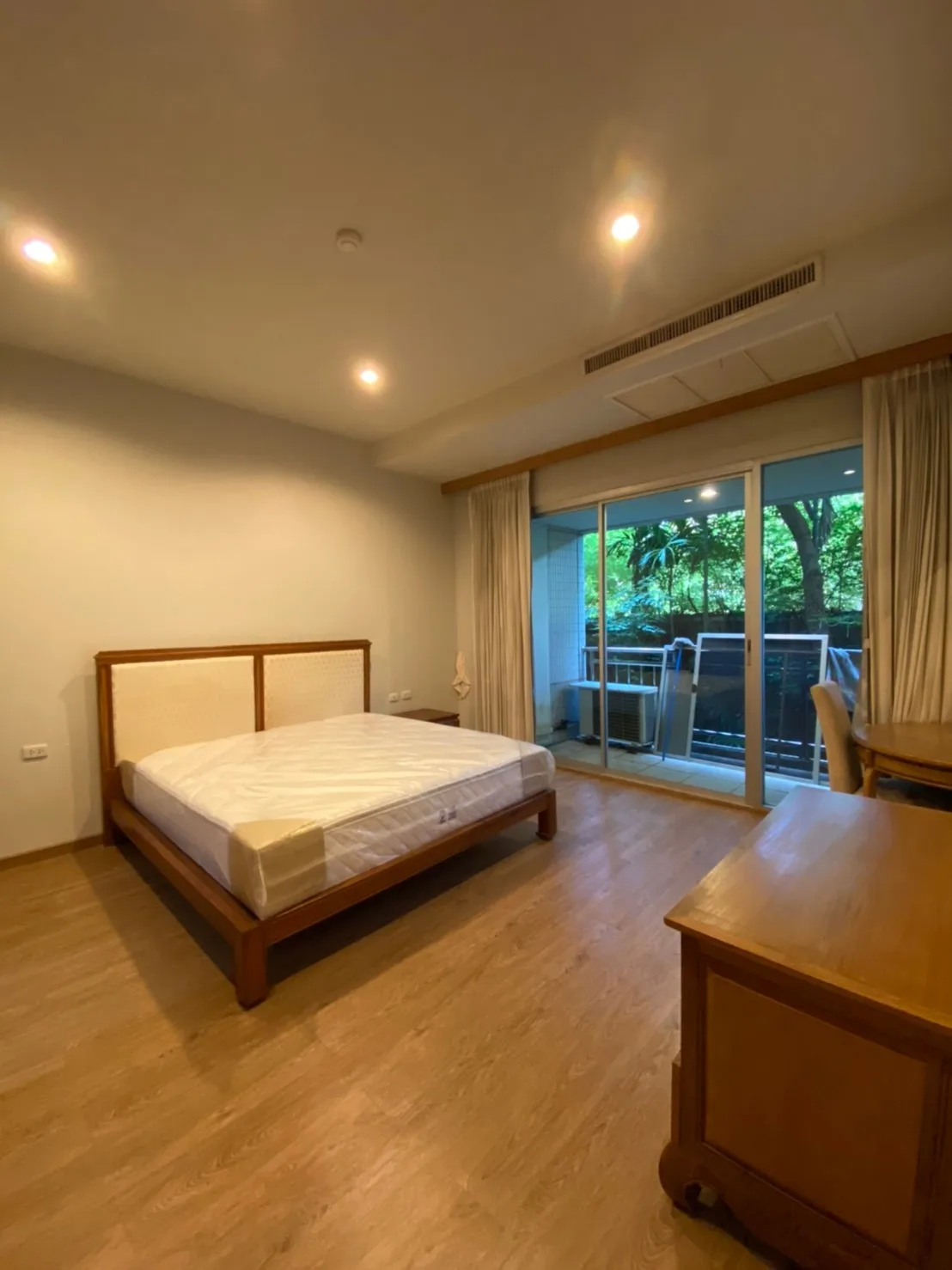 Property photos for Baan Thirapa
