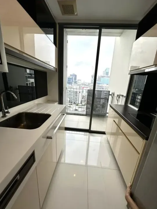 Property photos for The Room Sukhumvit 62