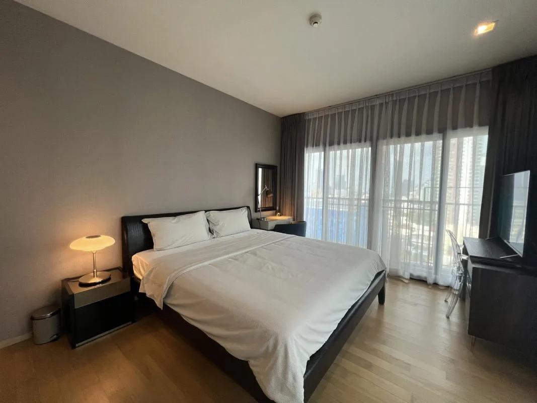 Property photos for Noble Reveal