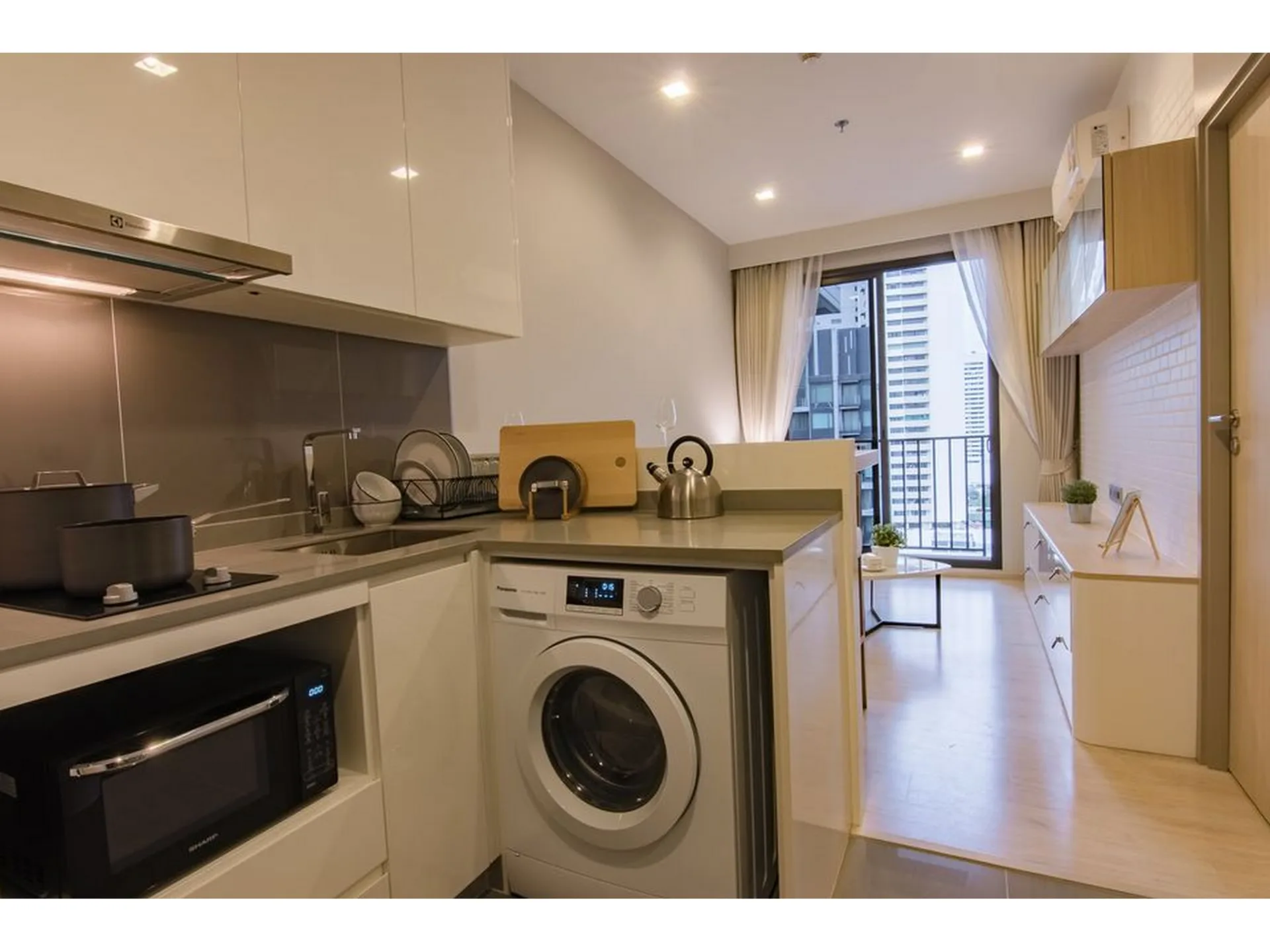 Property photos for M Thonglor 10