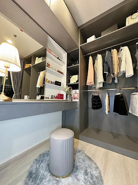 Property photos for Life Asoke