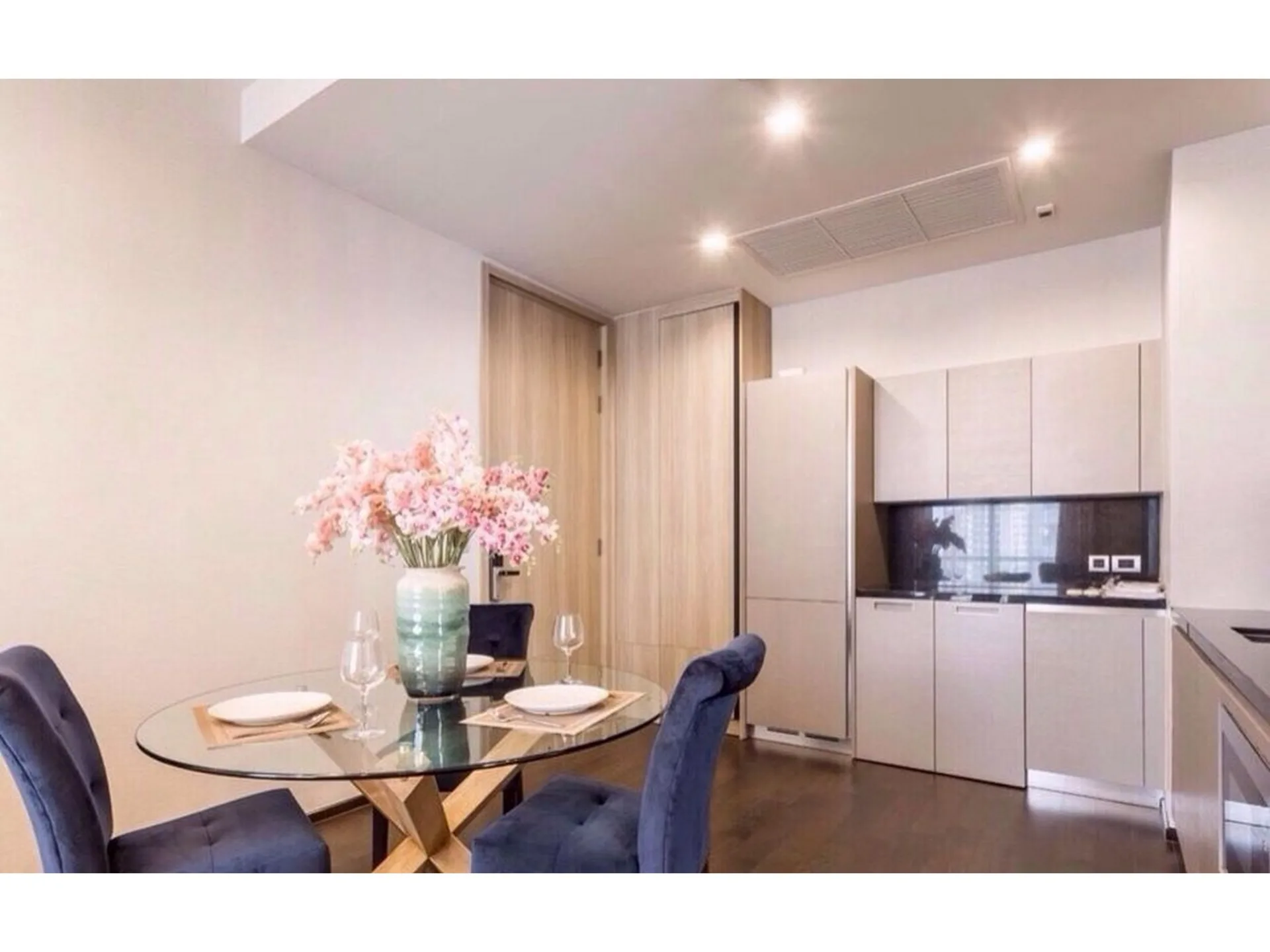 Property photos for The XXXIX by Sansiri