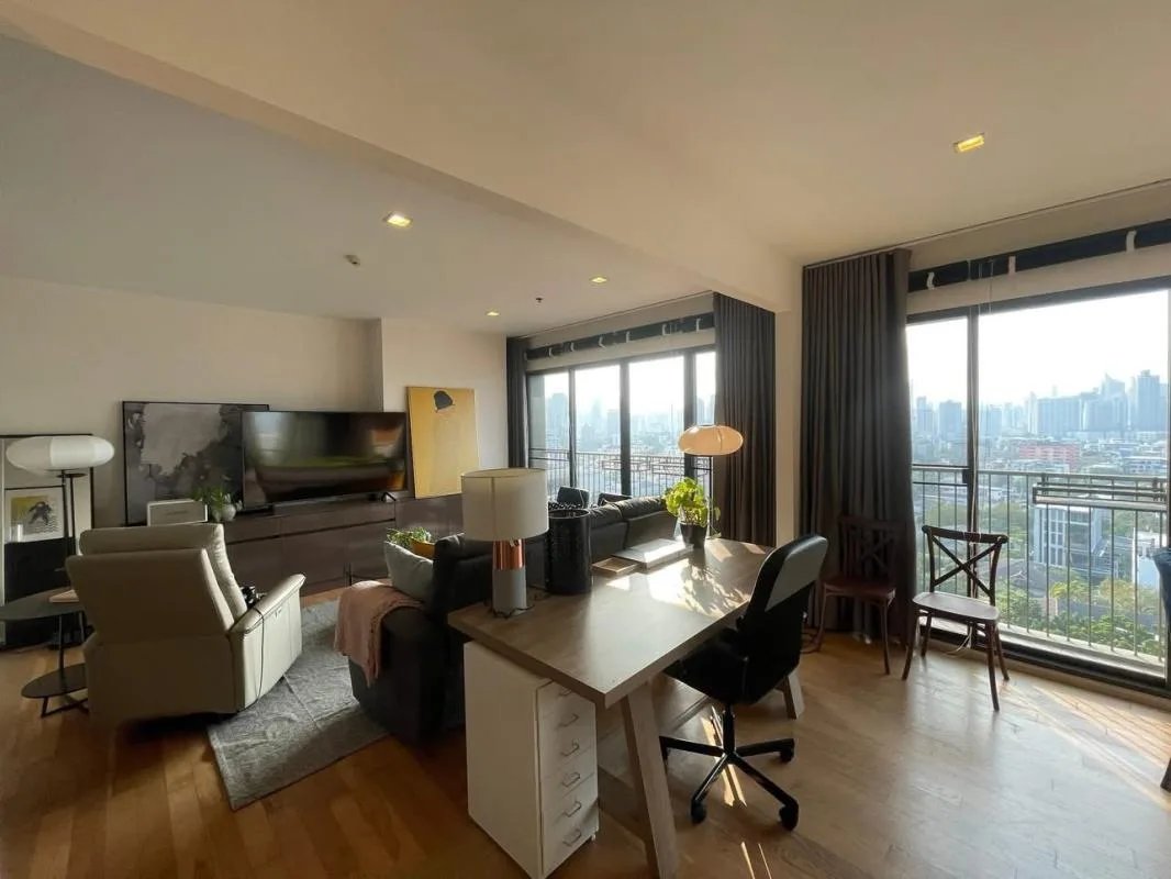 Property photos for Noble Solo
