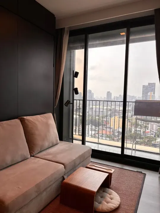 Property photos for THE LINE Phahonyothin Park
