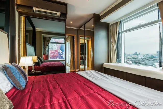 Property photos for Circle Condominium
