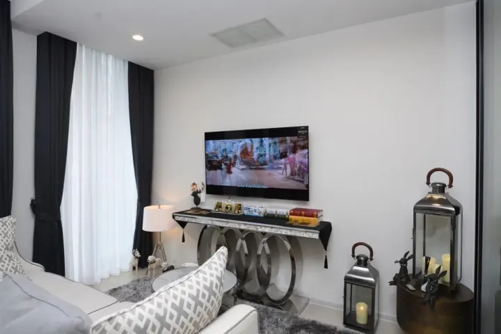 Property photos for Noble Ploenchit