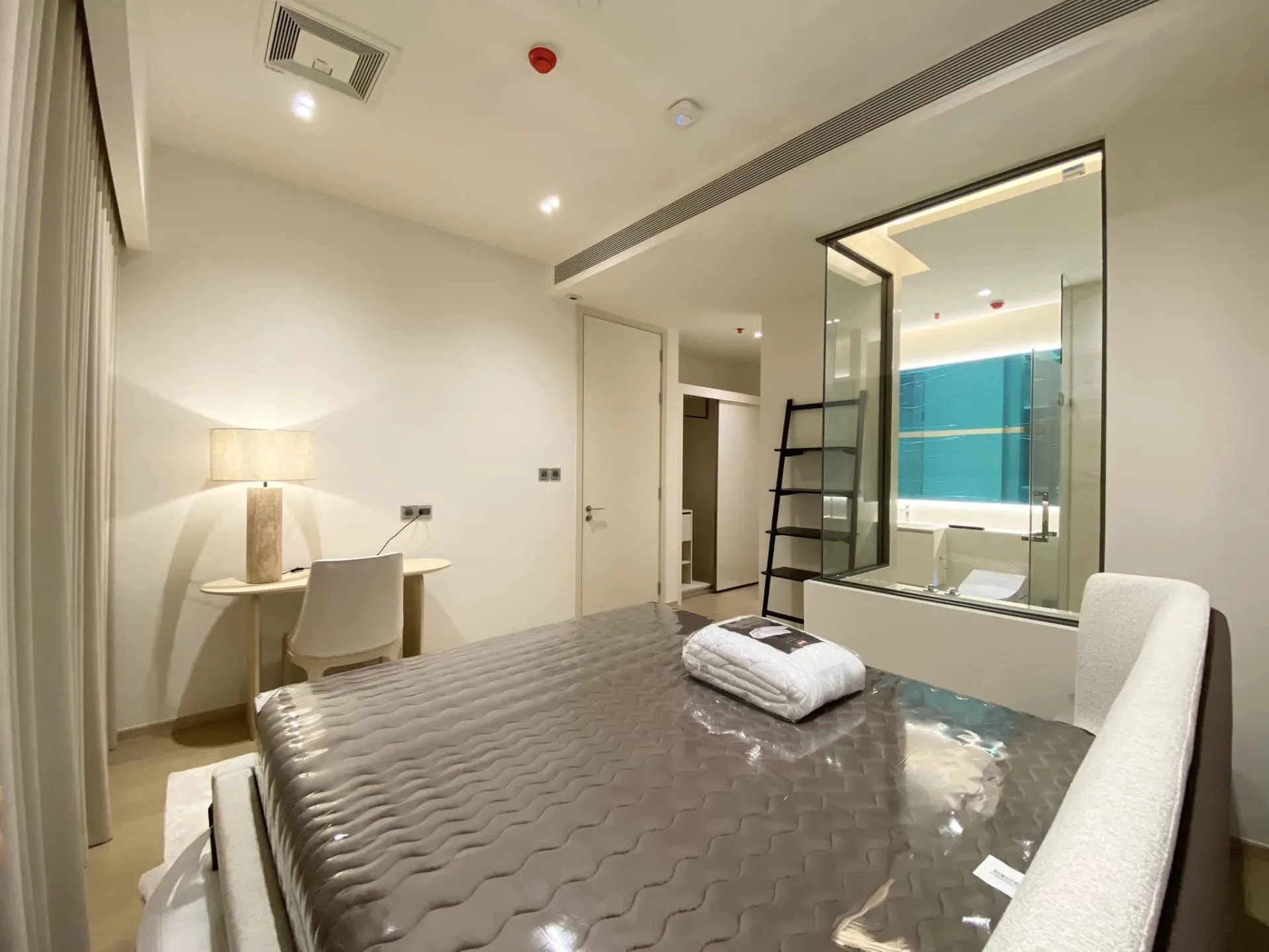 Property photos for The Strand Thonglor