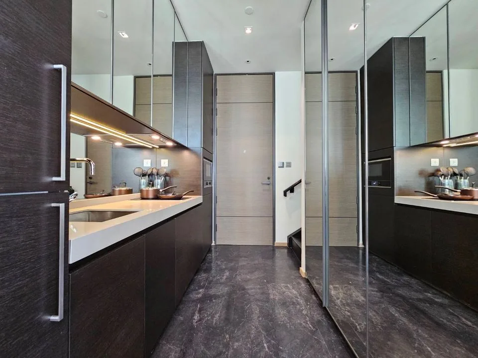 Property photos for 28 Chidlom