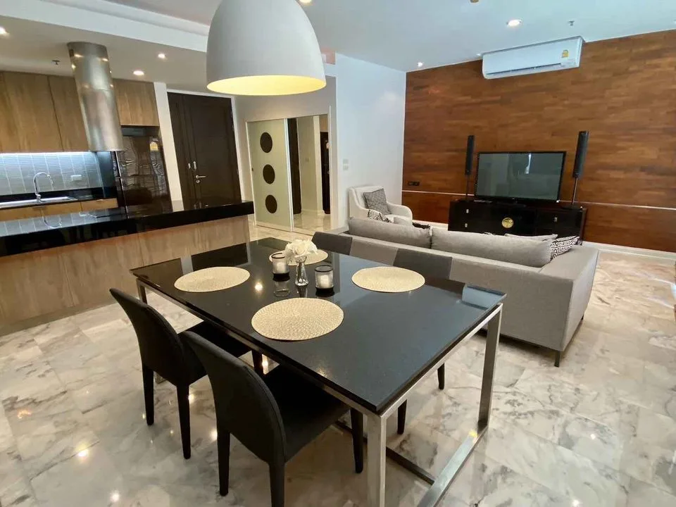 Property photos for Siri Residence