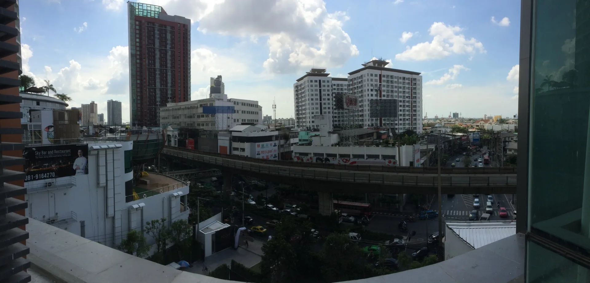 Property photos for The Room Sukhumvit 69