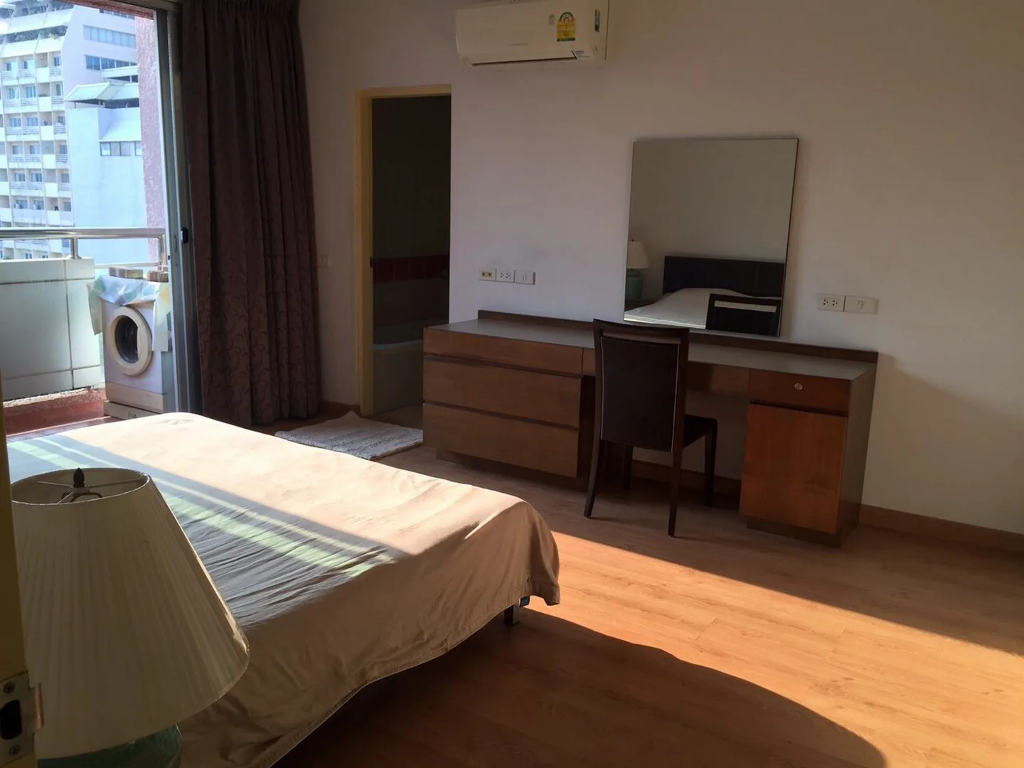 Property photos for Silom Grand Terrace