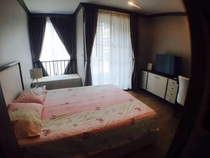 Property photos for The Reserve - Kasemsan 3