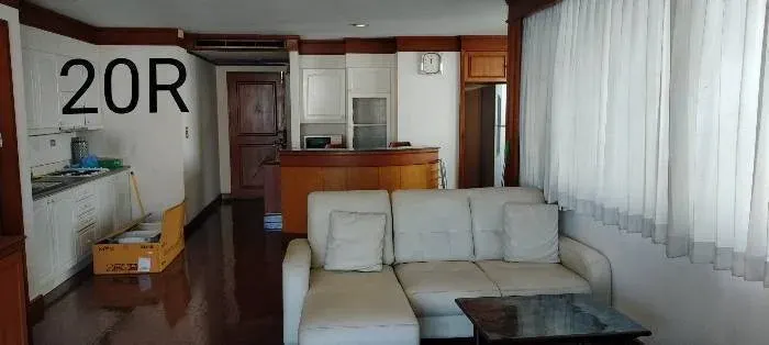 Property photos for Lake Avenue 16