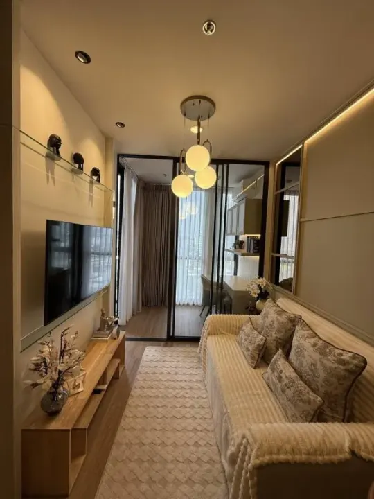 Property photos for The Issara Sathorn
