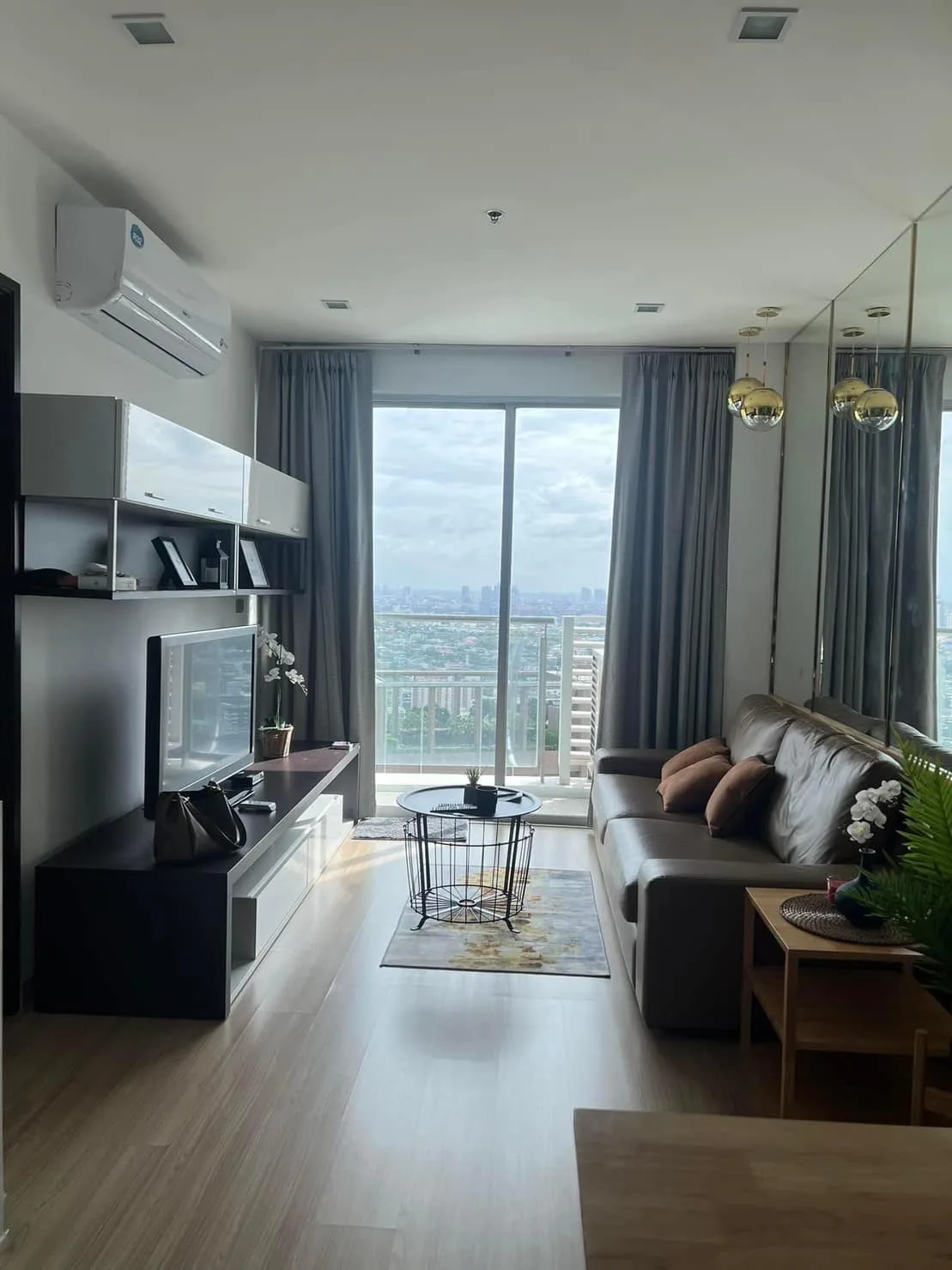 Property photos for Sky Walk Condominium