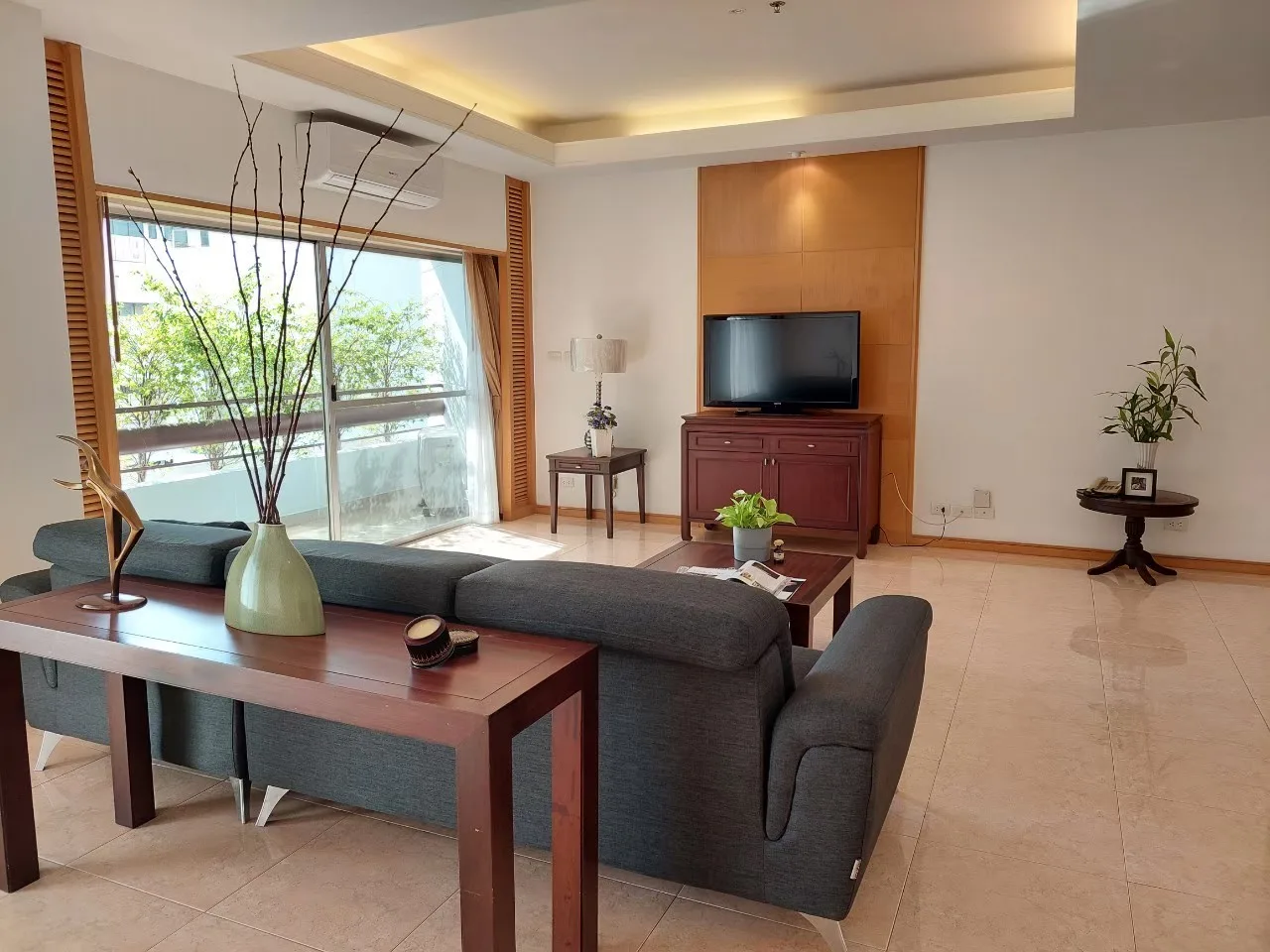 Property photos for Esmeralda Apartments