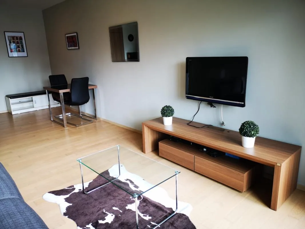 Property photos for Noble Reveal