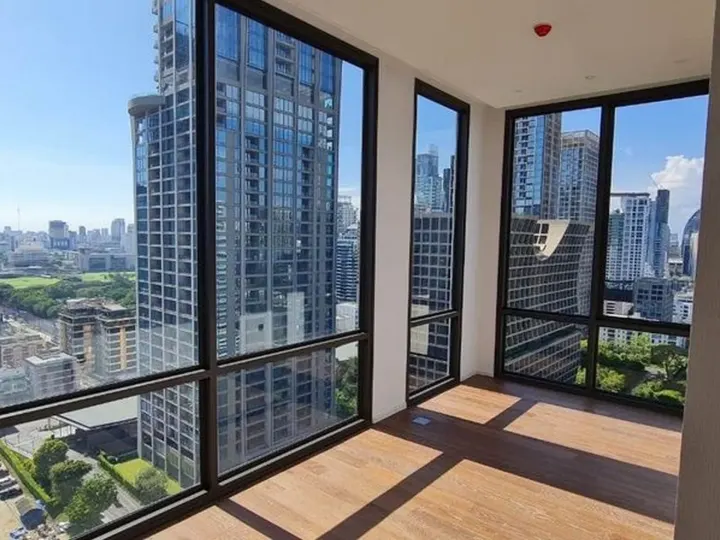 Property photos for Muniq Langsuan