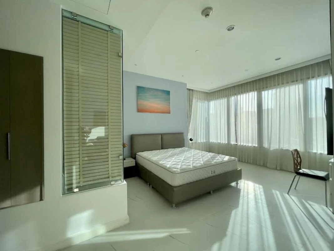 Property photos for 185 Rajadamri