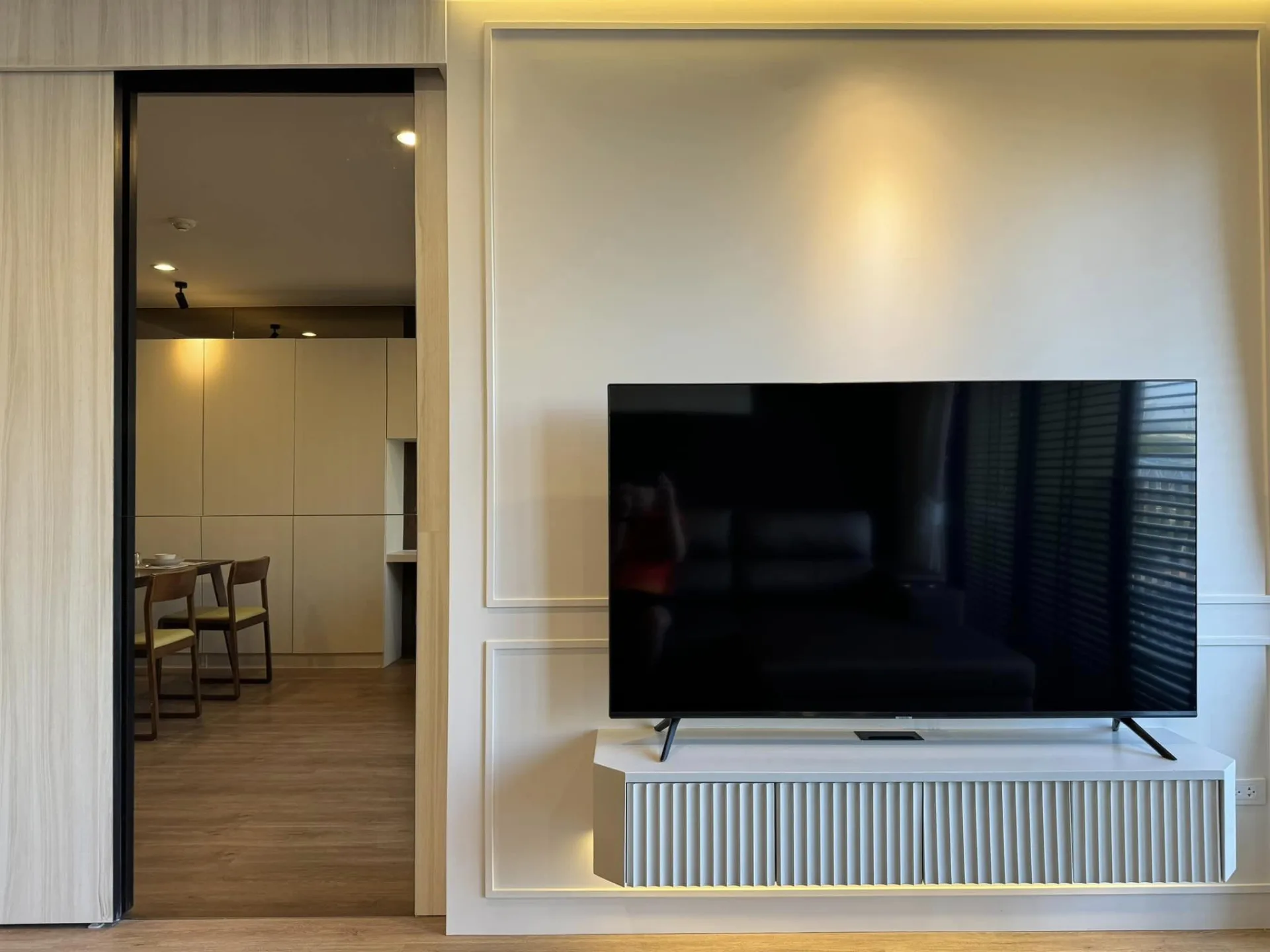 Property photos for Noble Above Wireless-Ruamrudee