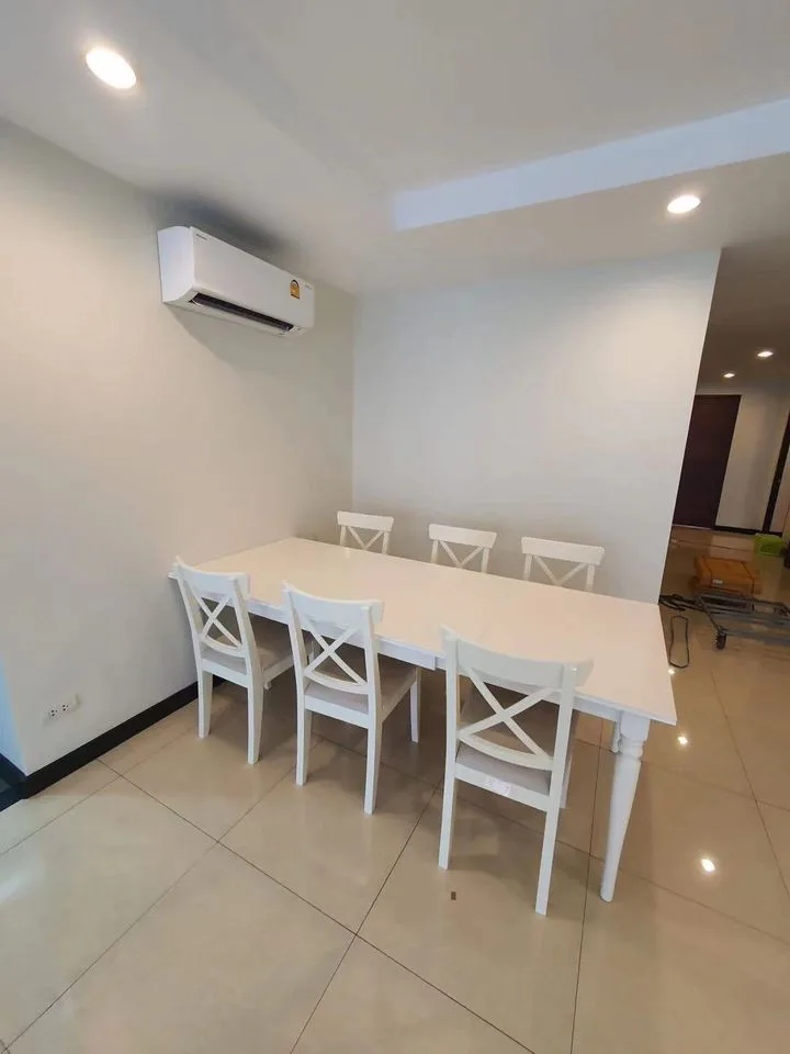 Property photos for Avenue 61