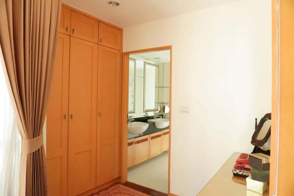 Property photos for GM Height