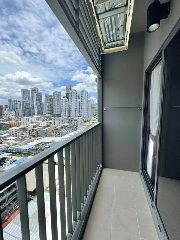 Property photos for Life Rama 4 - Asoke
