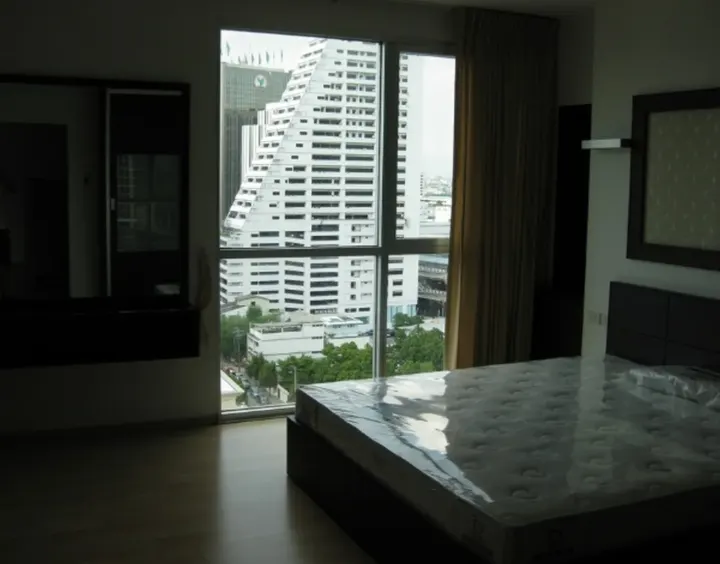 Property photos for Noble Lite