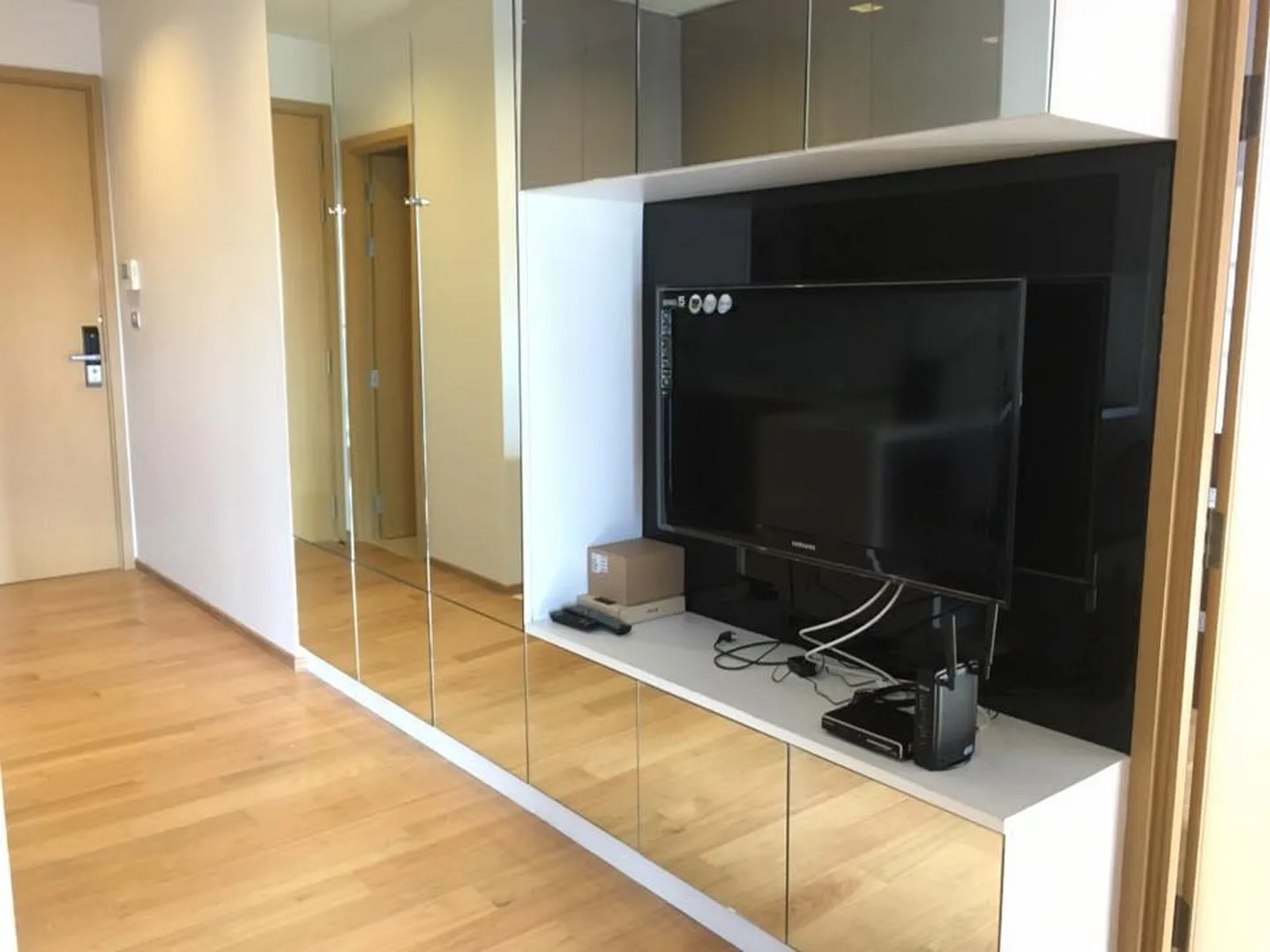 Property photos for Hyde Sukhumvit 13