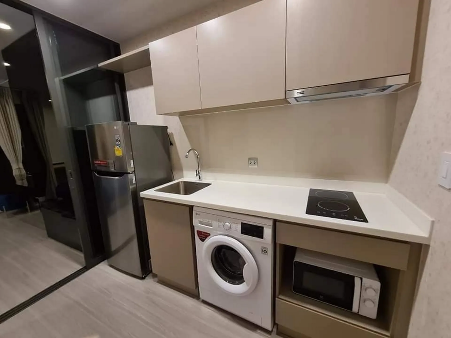 Property photos for Life Ladprao