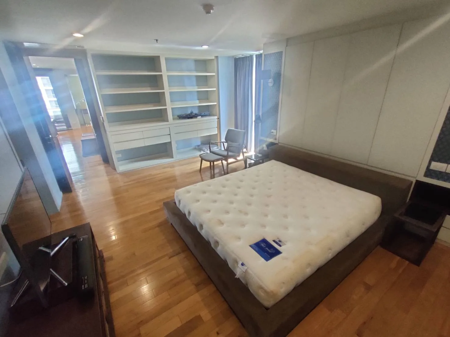 Property photos for The Legend Saladaeng