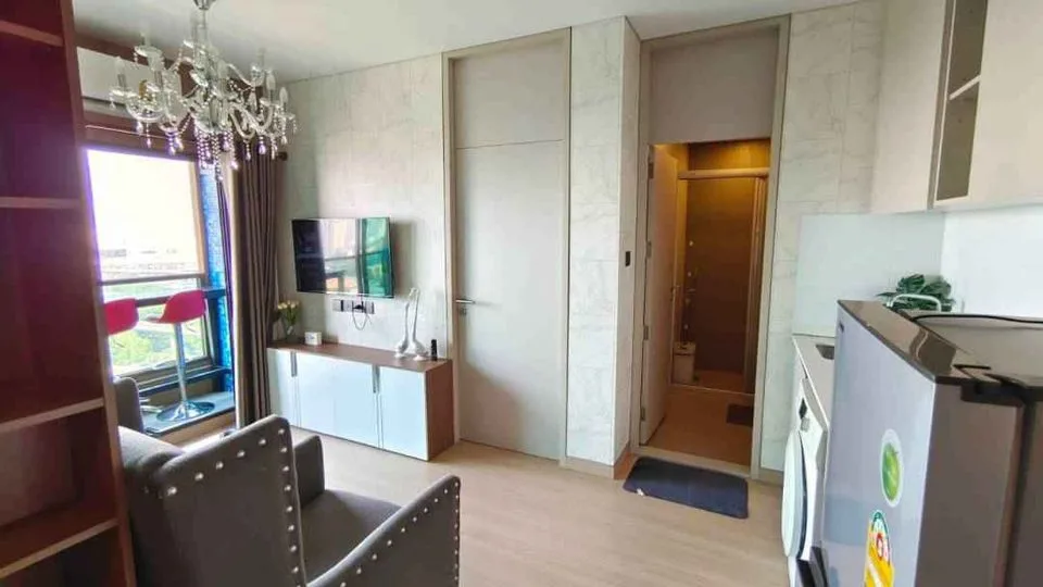 Property photos for Lumpini Suite Phetchaburi - Makkasan