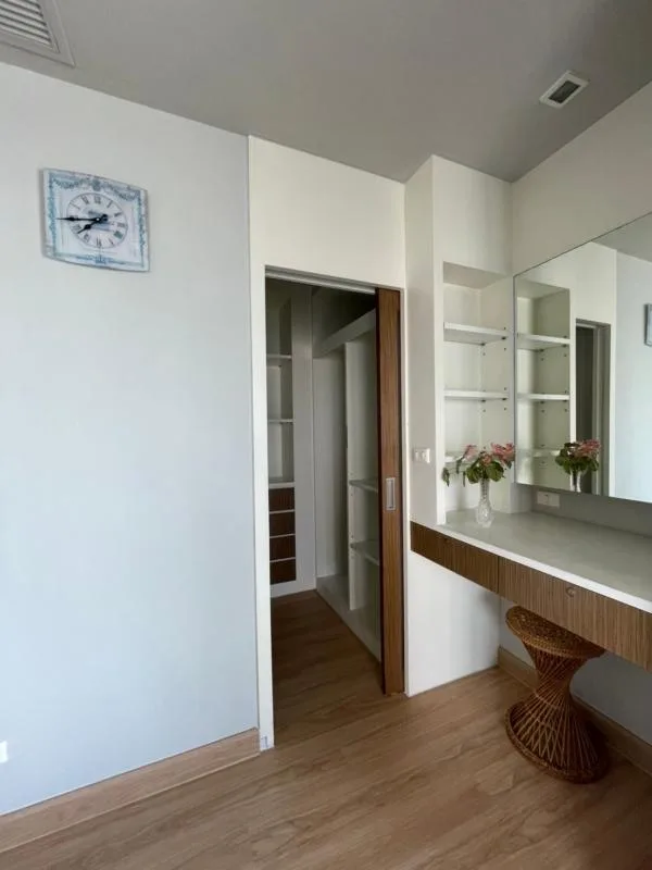 Property photos for Noble Refine