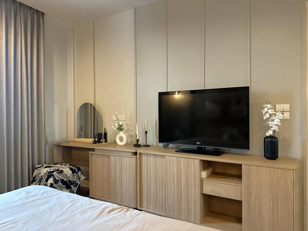 Property photos for The Room Sukhumvit 62