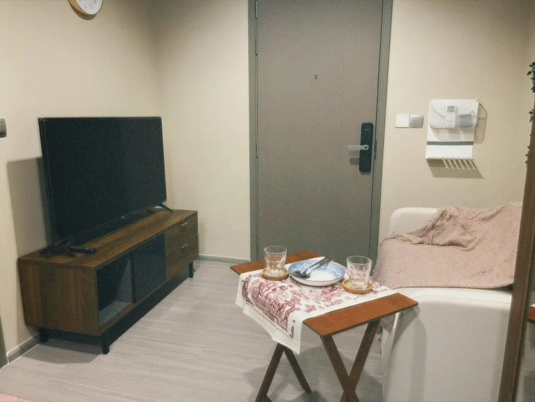 Property photos for Life Asoke Hype