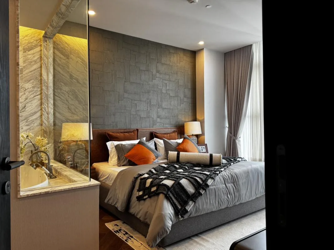 Property photos for La Clef / The Residences 38