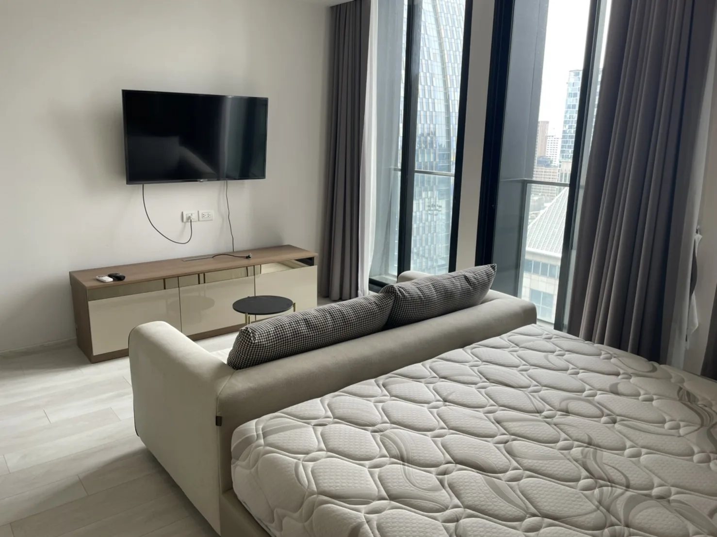 Property photos for Noble Ploenchit