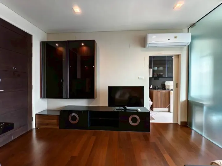 Property photos for Ivy Thonglor