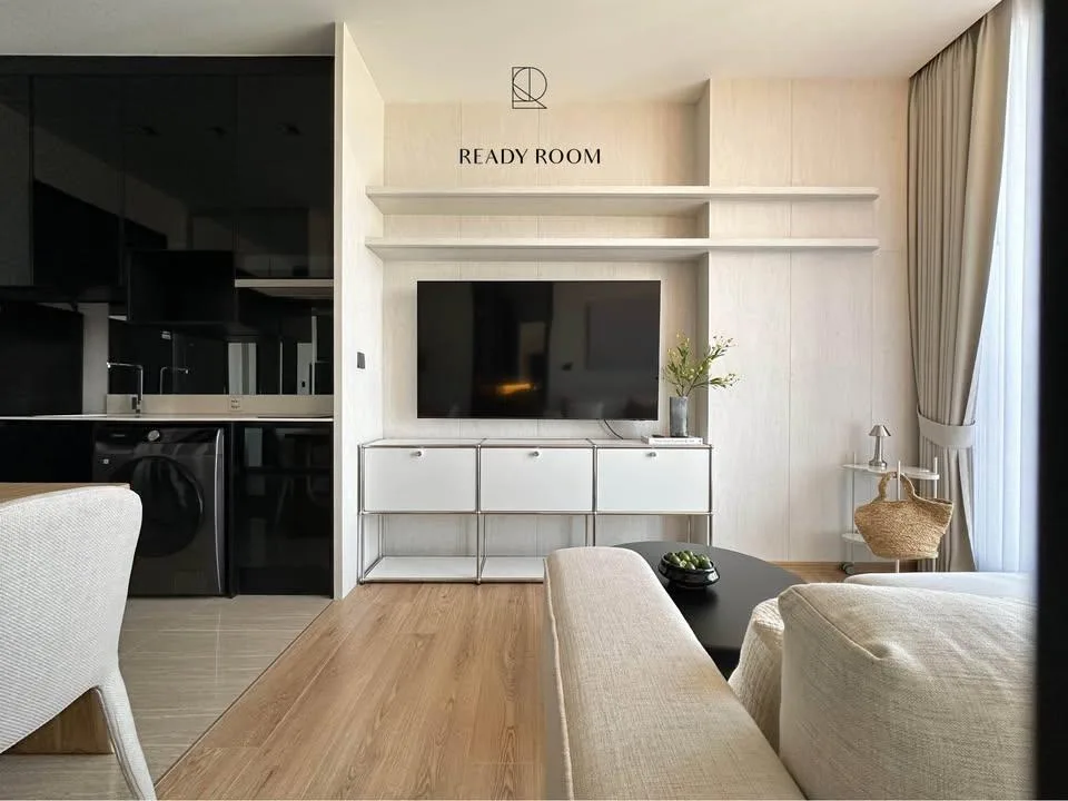 Property photos for Noble Around Ari