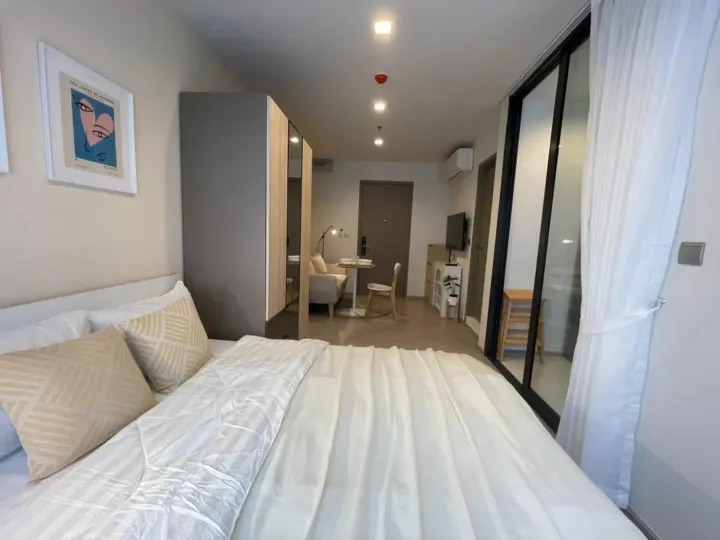 Property photos for Life Asoke Hype