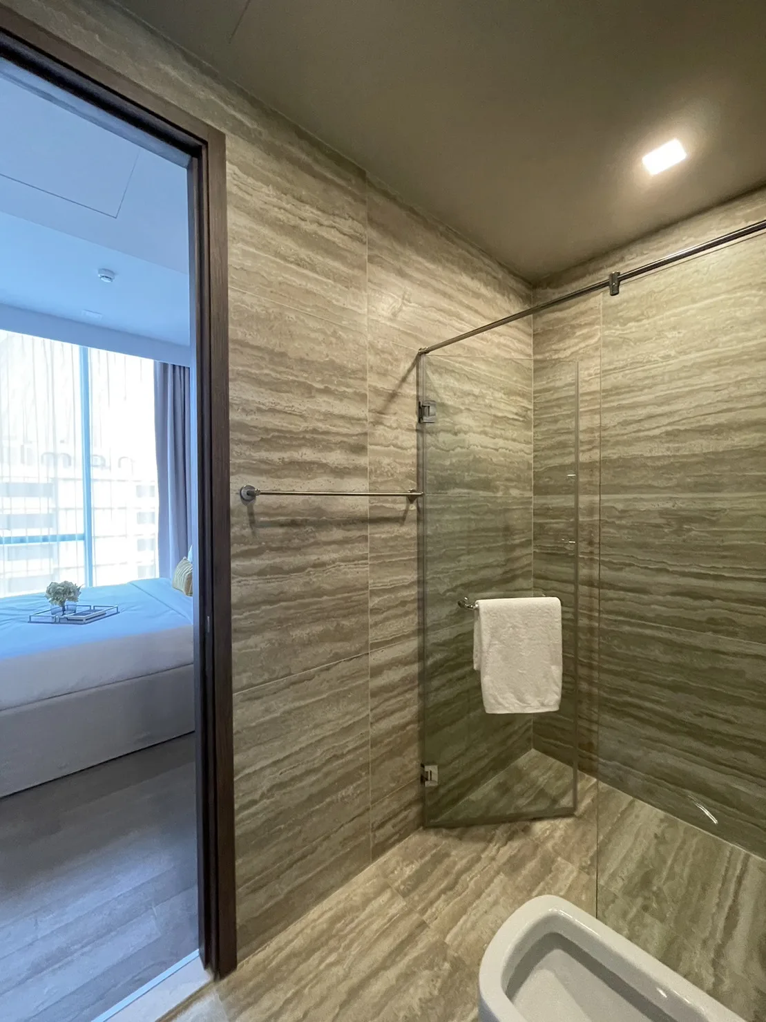 Property photos for Celes Asoke