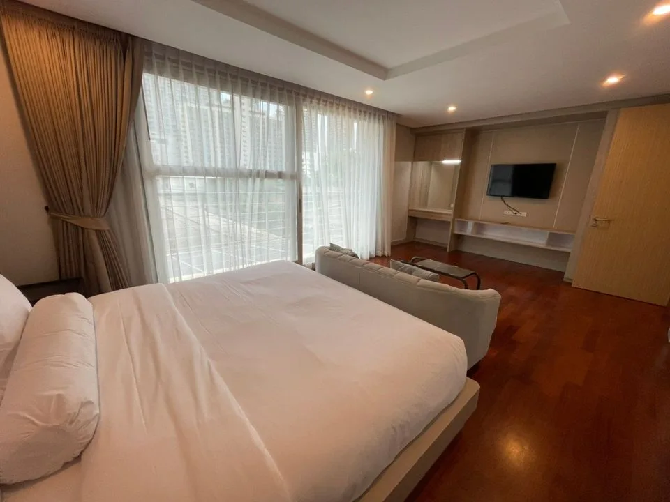 Property photos for L3 Avenue