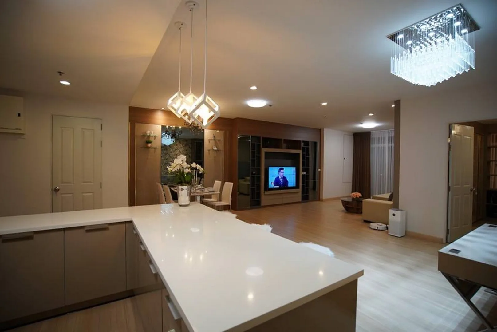 Property photos for Baan Sathorn Chaopraya