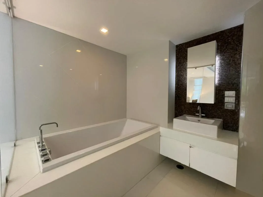 Property photos for The Sanctuary Wongamat