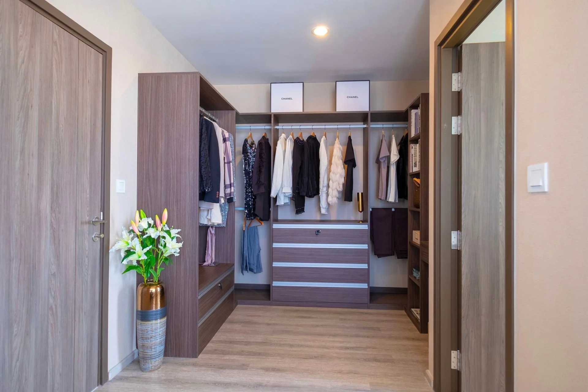 Property photos for IDEO Mobi Sukhumvit 66