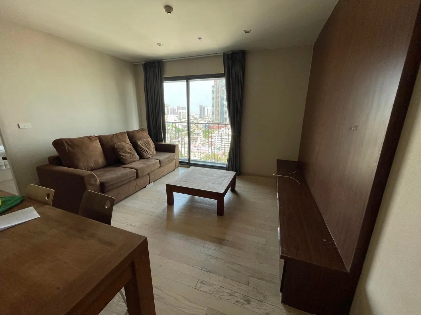 Property photos for Noble Solo