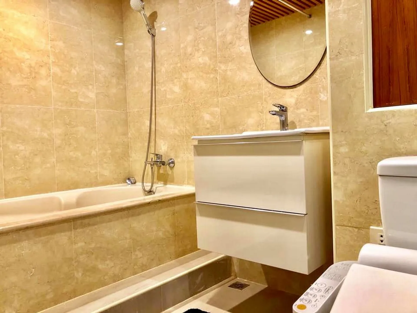 Property photos for Supalai Place