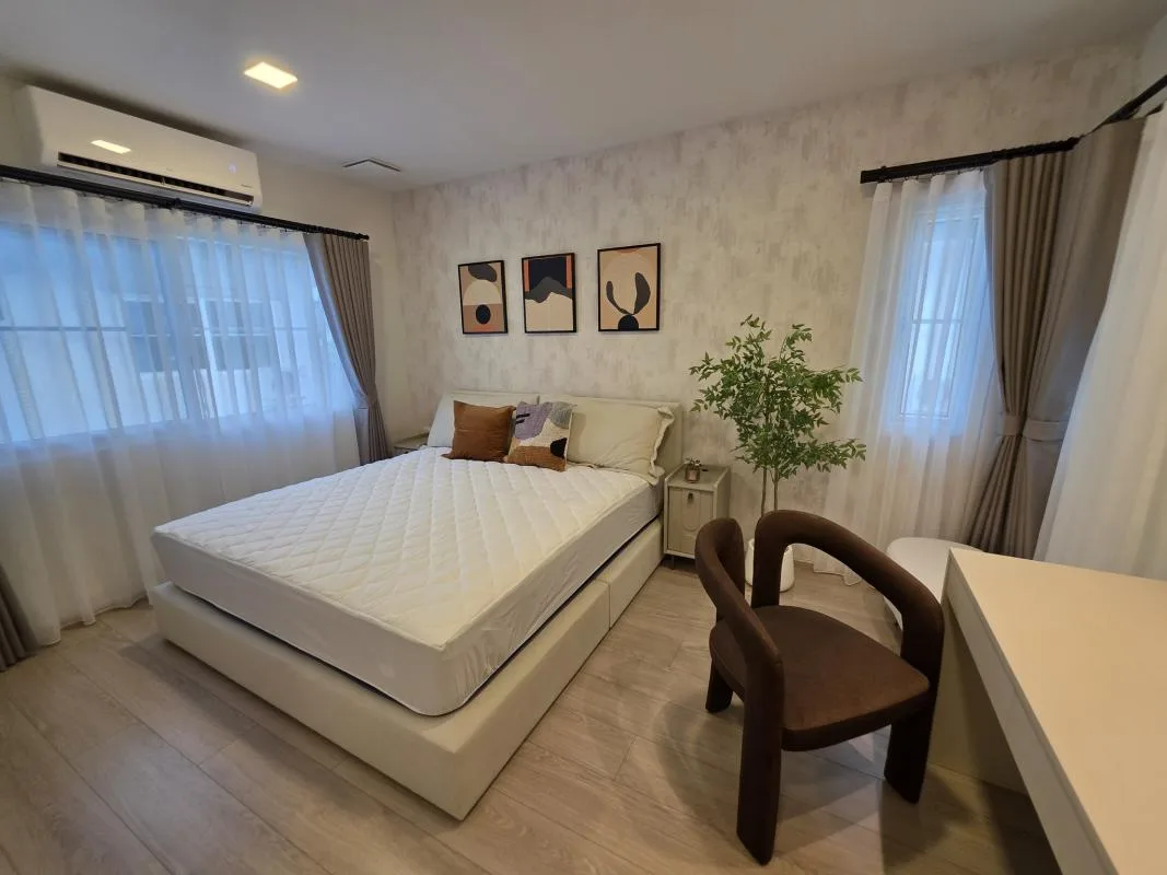 Property photos for Villaggio Srinakarin-bangna