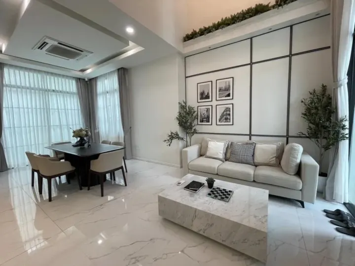 Property photos for The Master Ekkamai-sukhonthasawat