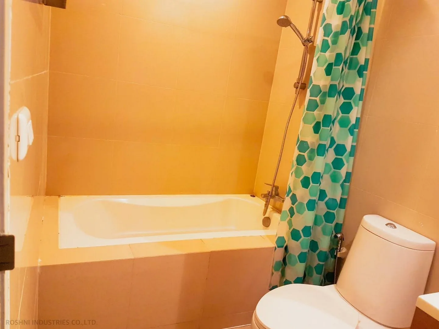 Property photos for Noble Refine